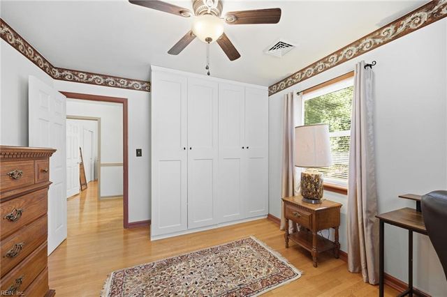 625 Brandywine DR, Newport News, VA 23602
