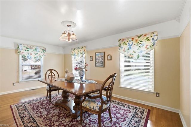 625 Brandywine DR, Newport News, VA 23602