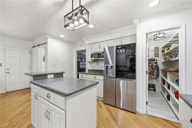 625 Brandywine DR, Newport News, VA 23602