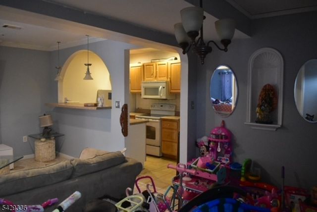 511 Broadway, Elizabeth City, NJ 07206