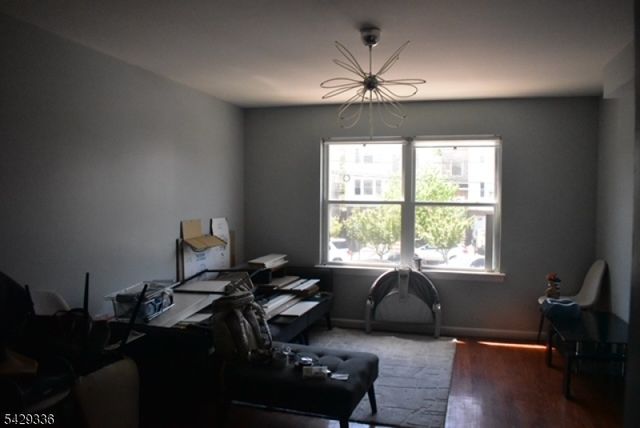 511 Broadway, Elizabeth City, NJ 07206