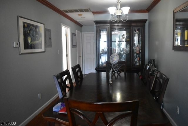 511 Broadway, Elizabeth City, NJ 07206