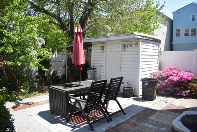 511 Broadway, Elizabeth City, NJ 07206