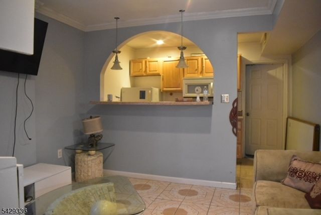 511 Broadway, Elizabeth City, NJ 07206