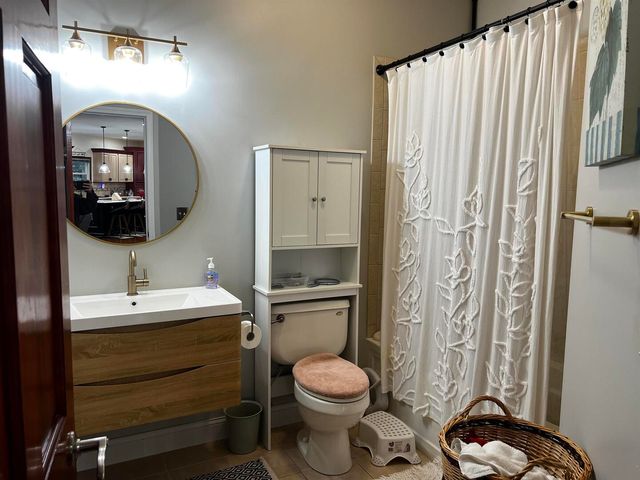 5942 E Houston Road, Woodlawn, IL 62898