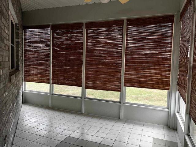 5942 E Houston Road, Woodlawn, IL 62898