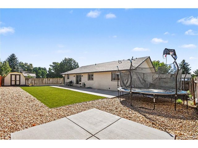1066 Pinyon Dr, Windsor, CO 80550
