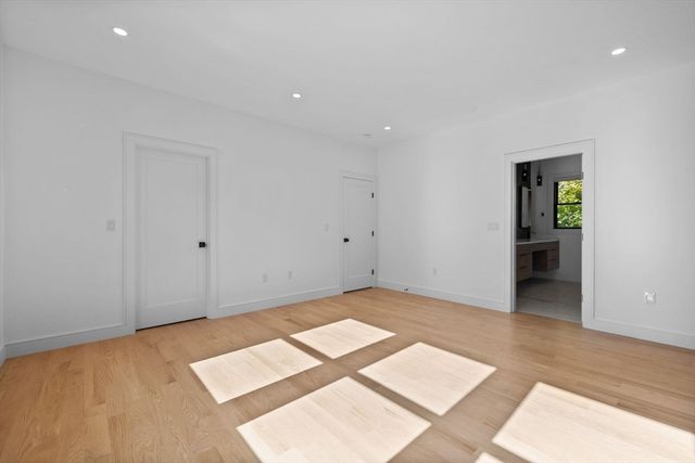 1917 Commonwealth Ave 1917, Newton, MA 02466