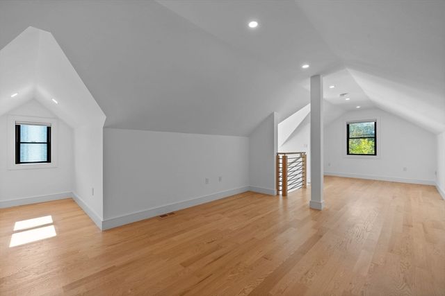 1917 Commonwealth Ave 1917, Newton, MA 02466