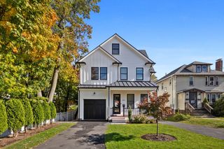 1917 Commonwealth Ave 1917, Newton, MA 02466