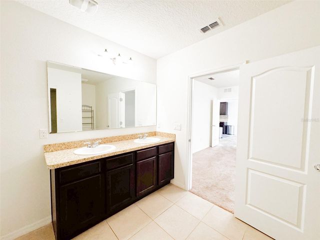 5525 FOREST RIDGE DRIVE, Winter Haven, FL 33881
