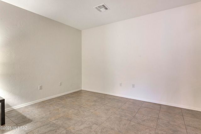 776 W Calle Ormino, Sahuarita, AZ 85629