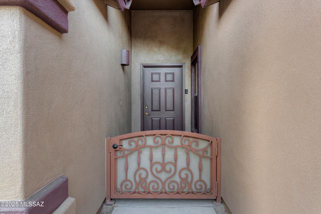776 W Calle Ormino, Sahuarita, AZ 85629