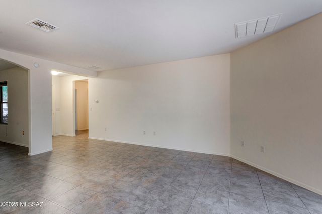 776 W Calle Ormino, Sahuarita, AZ 85629