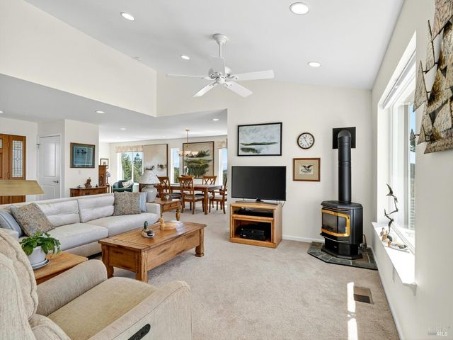 5650 High Point Rd, Willits, CA 95490