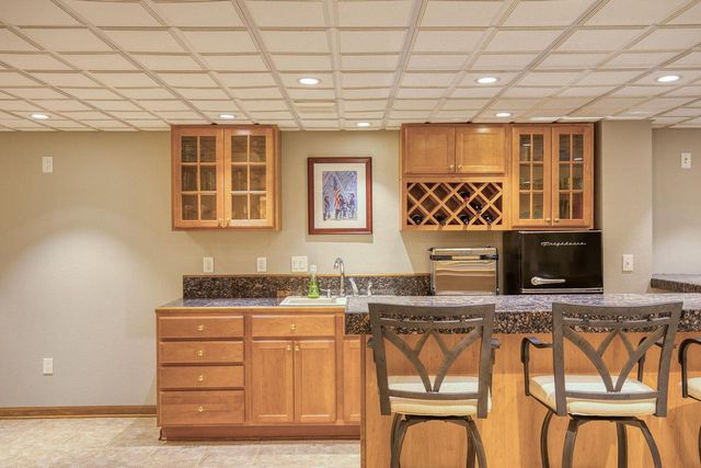 1600 Starbridge DRIVE, Brookfield, WI 53005