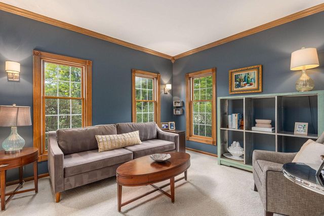 1600 Starbridge DRIVE, Brookfield, WI 53005