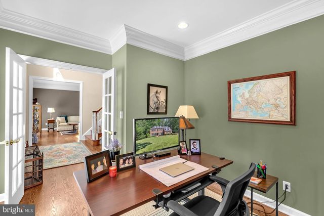 8 FALLING WATER CT, Reisterstown, MD 21136