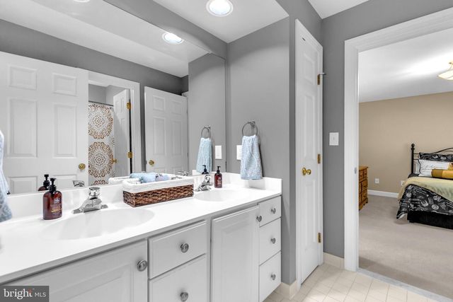 8 FALLING WATER CT, Reisterstown, MD 21136