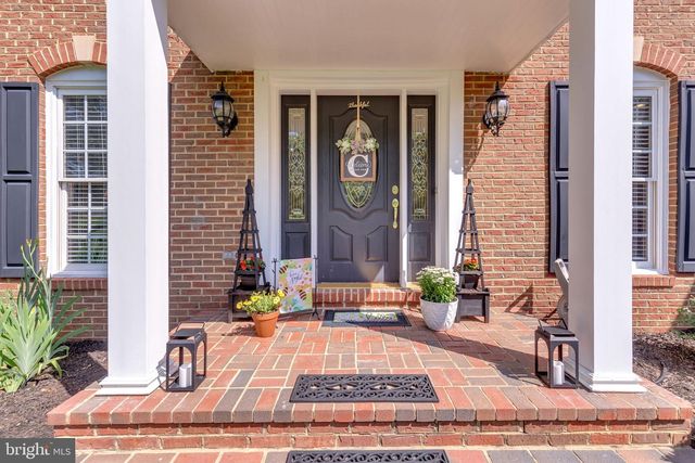 8 FALLING WATER CT, Reisterstown, MD 21136