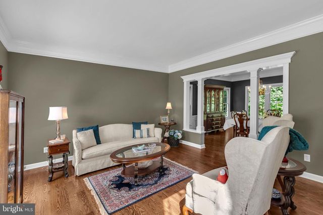 8 FALLING WATER CT, Reisterstown, MD 21136