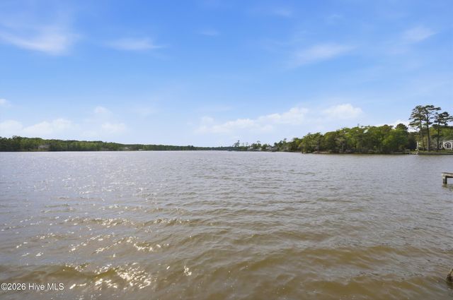 211 Beech Point Boulevard, Hertford, NC 27944