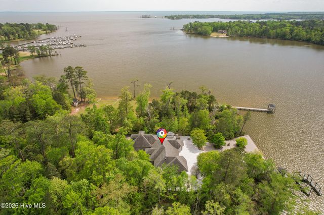 211 Beech Point Boulevard, Hertford, NC 27944