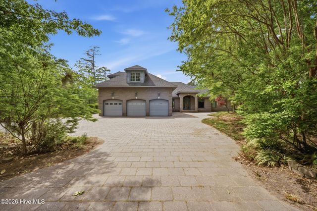 211 Beech Point Boulevard, Hertford, NC 27944