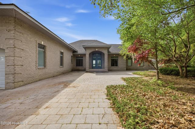 211 Beech Point Boulevard, Hertford, NC 27944
