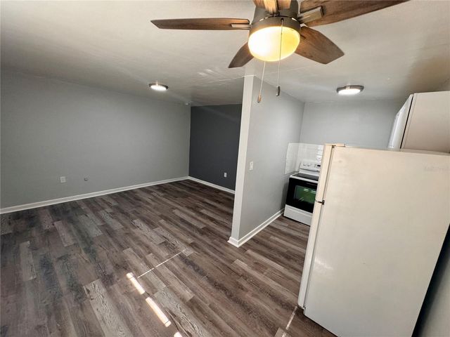 2318 4TH STREET S 2, St Petersburg, FL 33705