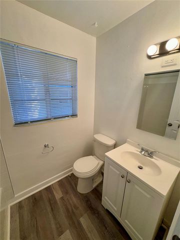 2318 4TH STREET S 2, St Petersburg, FL 33705