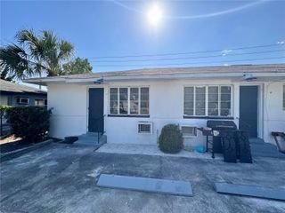 2318 4TH STREET S 2, St Petersburg, FL 33705