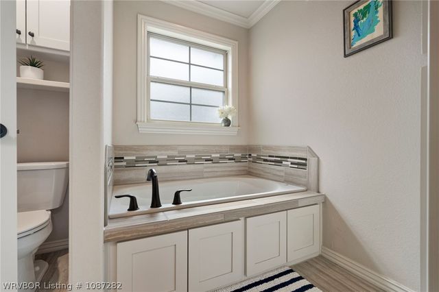 5612 Thomas Road, Fort Smith, AR 72916