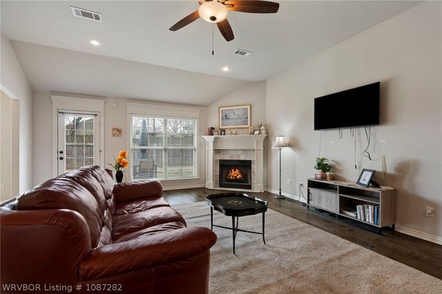 5612 Thomas Road, Fort Smith, AR 72916