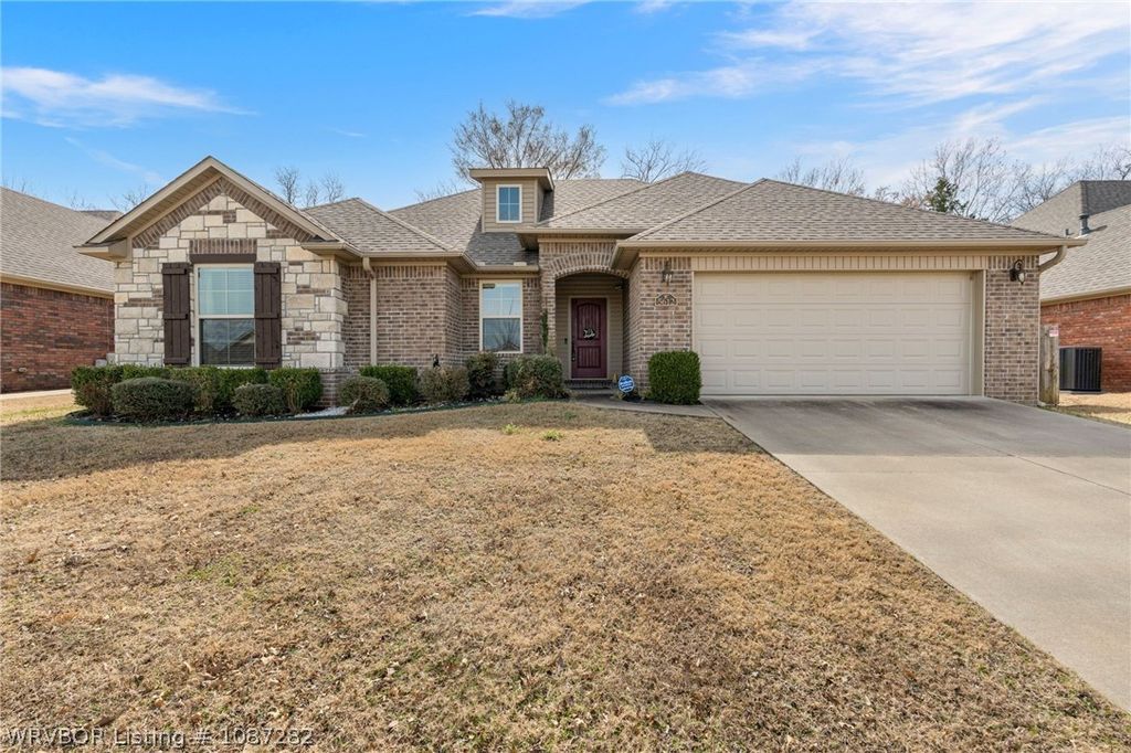 5612 Thomas Road, Fort Smith, AR 72916