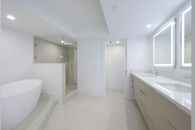 525 S Flagler Drive 14c, West Palm Beach, FL 33401