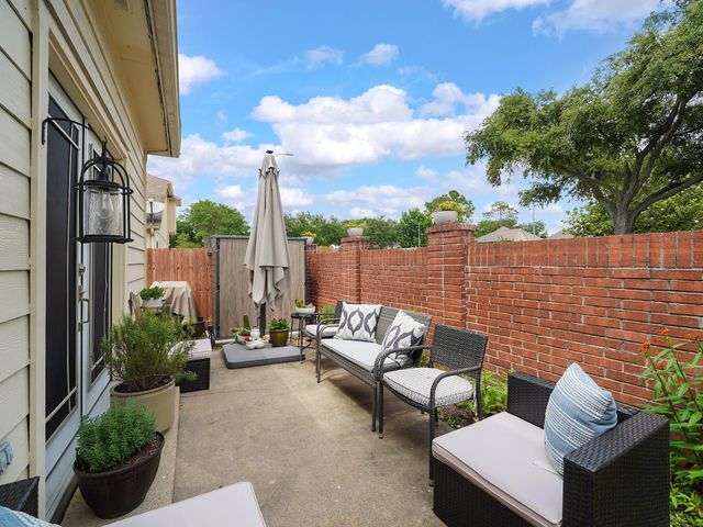 14402 Westbury Court, Houston, TX 77084