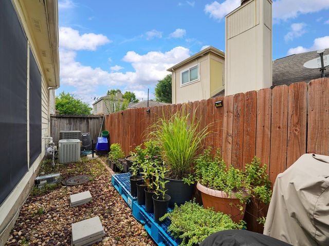 14402 Westbury Court, Houston, TX 77084