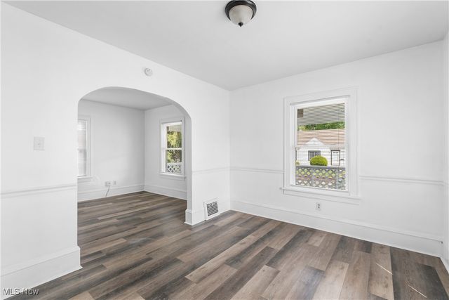 1210 17th Street NE, Canton, OH 44705