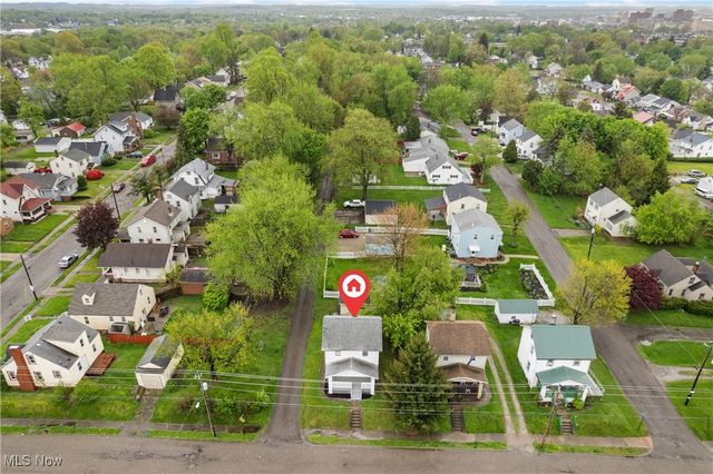 1210 17th Street NE, Canton, OH 44705