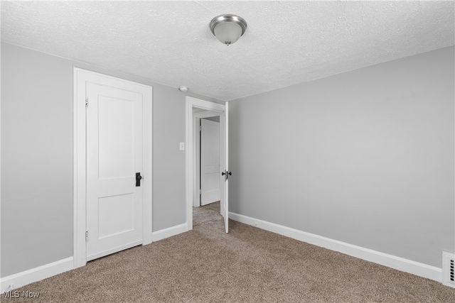 1210 17th Street NE, Canton, OH 44705