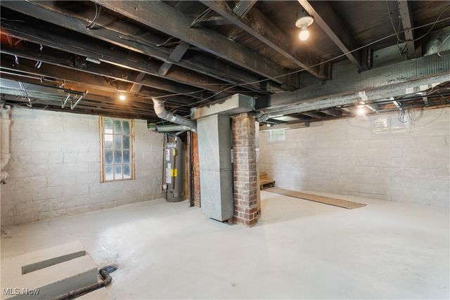 1210 17th Street NE, Canton, OH 44705