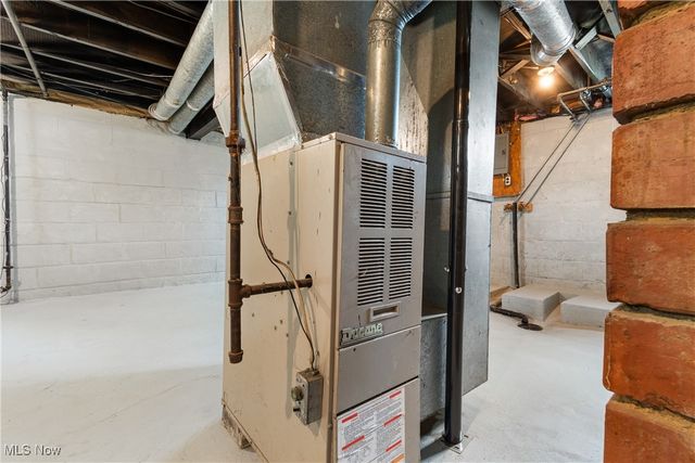 1210 17th Street NE, Canton, OH 44705