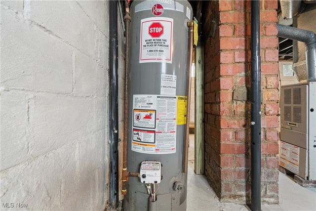 1210 17th Street NE, Canton, OH 44705