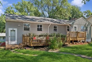 1624 Old Hudson Road, Saint Paul, MN 55106