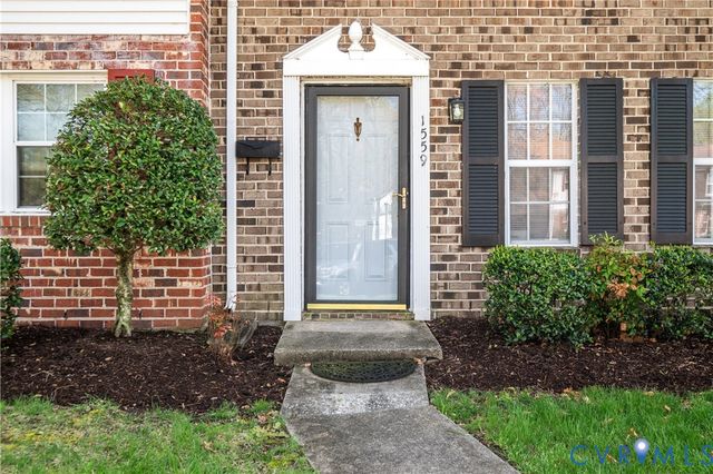 1559 Heritage Hill Dr, Henrico, VA 23238
