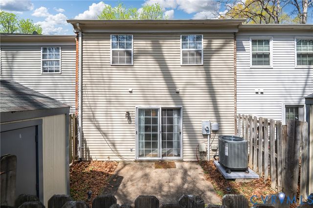 1559 Heritage Hill Dr, Henrico, VA 23238