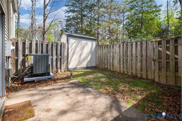1559 Heritage Hill Dr, Henrico, VA 23238