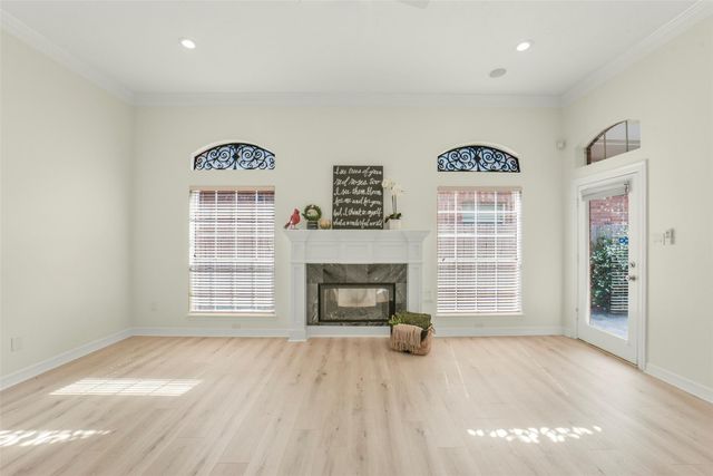 6885 Tournament Drive, Houston, TX 77069