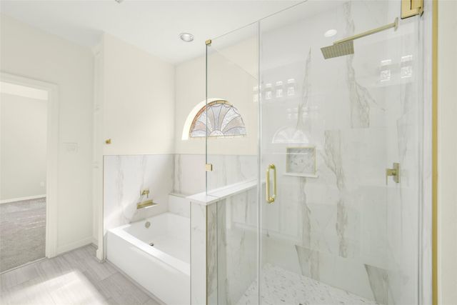 6885 Tournament Drive, Houston, TX 77069